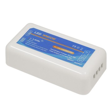 GLOBOSTAR® CCTGROUP  Δέκτης Dimmer με 1 x 12A 288W Κανάλι DC 12-24V 12A 288W Max IP20 - RF2.4Ghz Group Zone - Μ8.5 x Π4.5 x Υ2.5cm