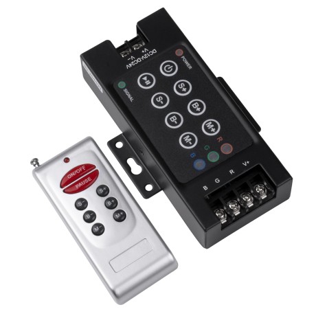 GLOBOSTAR® RGBCONTROLLER  Dimmer / Controller με RF Ασύρματο Χειριστήριο με 3 x 10A 240W Κανάλια DC 12-24V 30A 720W Max IP20 - RF2.4Ghz - Μ12.1 x Π7.5 x Υ2.5cm
