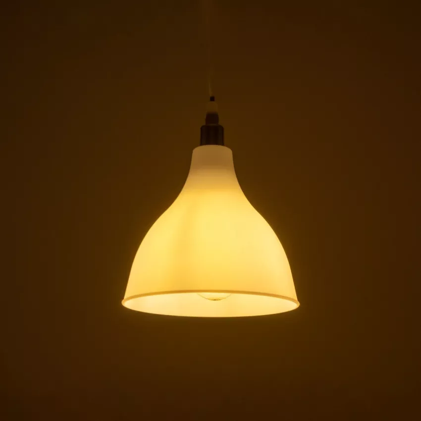 GLOBOSTAR® RADE  Μοντέρνο Κρεμαστό Φωτιστικό Οροφής με Ντουί 1 x E27 AC 220-240V IP20 - Λευκό & Χρυσό - Μ18.5 x Π18.5 x Υ23cm