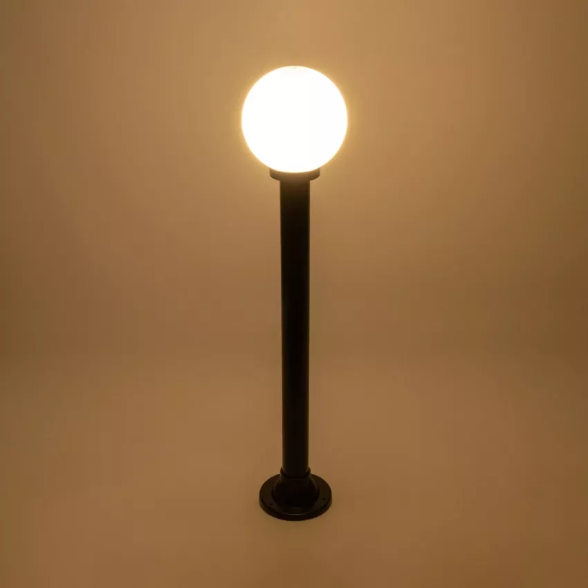 GLOBOSTAR® AGROS  Φωτιστικό Κολωνάκι Κήπου με Ντουί 1 x E27 AC 220-240V Αδιάβροχο IP65 - Λευκό & Μάυρο - Μ20 x Π20 x Υ100cm
