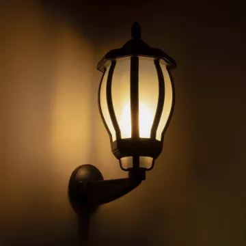 VERDI  Vintage Επιτοίχιο Φωτιστικό Φαναράκι Μονόφωτο 1 x E27 IP44 Μαύρο Πλαστικό Σώμα - Μ23 x Π17 x Υ40cm