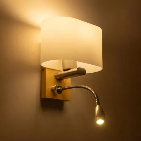 SUTTON  Μοντέρνο Επιτοίχιο Φωτιστικό Απλίκα με LED Βραχίονα Δίφωτο 1 x E27 IP20 Μπεζ Ξύλο, Λευκό Γυαλί με Ασημί Μέταλλο - Μ15 x Π20 x Υ22.5cm