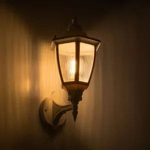 ENGLAND  Vintage Επιτοίχιο Φωτιστικό Φαναράκι Μονόφωτο 1 x E27 IP44 Λευκό Πλαστικό - Μ20 x Π20 x Υ30cm