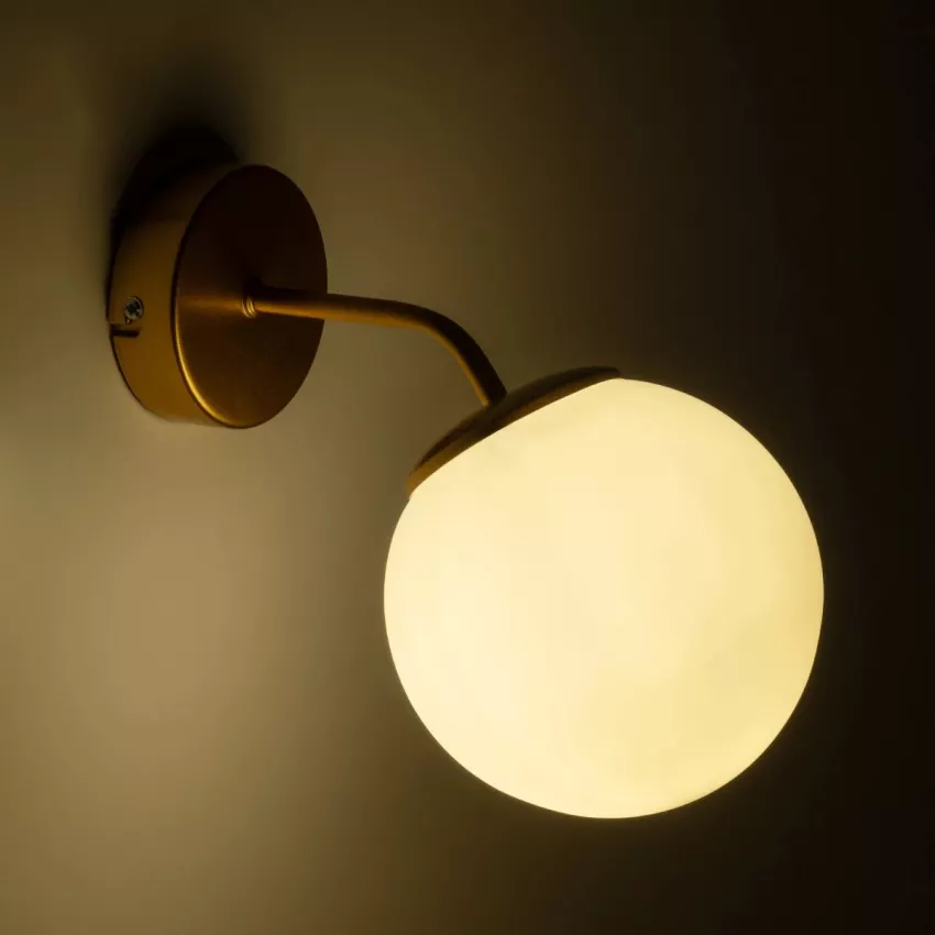 DALPH  Vintage Επιτοίχιο Φωτιστικό Απλίκα Μονόφωτο 1 x E27 IP20 Χρυσό Μέταλλο με Λευκό Γυαλί - M15 x Π18 x Υ22.5cm