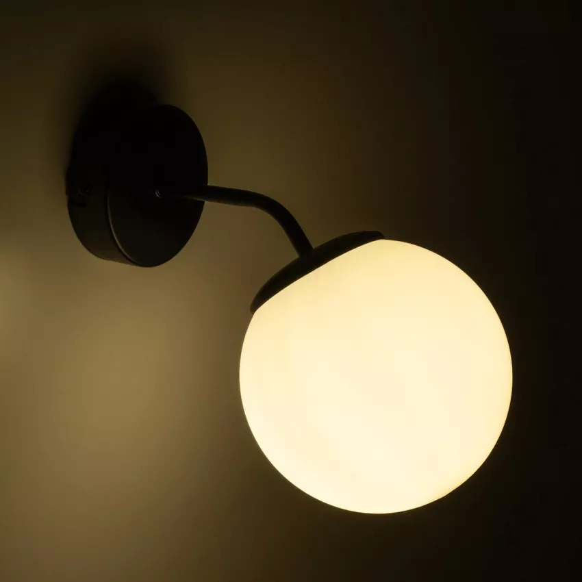 DALPH  Vintage Επιτοίχιο Φωτιστικό Απλίκα Μονόφωτο 1 x E27 IP20 Μαύρο Μέταλλο με Λευκό Γυαλί - M15 x Π18 x Υ22.5cm