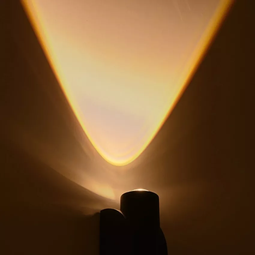 GLOBOSTAR® ARC  Μοντέρνο Φωτιστικό Τοίχου - Απλίκα LED 4W 500lm 30° AC 220-240V Αδιάβροχο IP65 Θερμό Λευκό 2700K - CREE XPE Chip & TÜV SÜD Driver - Μαύρο Ματ - Μ3.5 x Π4.8 x Υ11.5cm