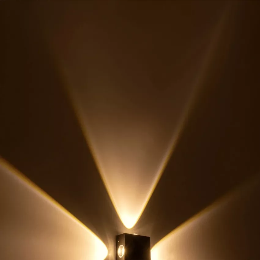 GLOBOSTAR® HIKARI  Μοντέρνο Φωτιστικό Τοίχου - Απλίκα LED 8W 1000lm 30° AC 220-240V Αδιάβροχο IP65 Θερμό Λευκό 2700K - CREE XPE Chip & TÜV SÜD Driver - Μαύρο Ματ - Μ9 x Π4 x Υ9cm