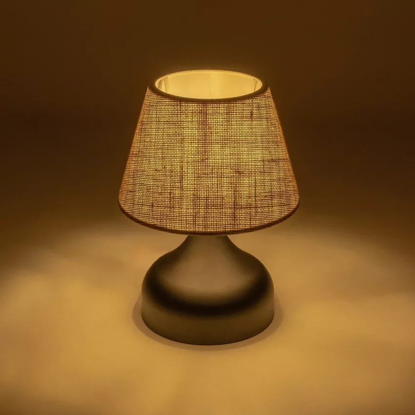 PYRAMID  Μοντέρνο Eπιτραπέζιο Φωτιστικό Μονόφωτο 1 x E27 IP20 Μαύρο Μέταλλο με Μπεζ Ύφασμα - Μ22 x Π22 x Υ30cm