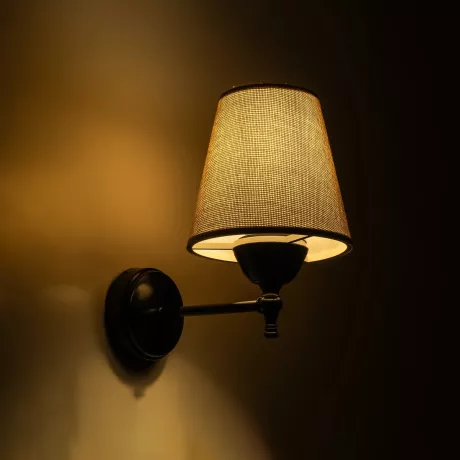 GLOBOSTAR® PAM  Μοντέρνο Φωτιστικό Τοίχου - Απλίκα με Ντουί 1 x E27 AC 220-240V IP20 - Μαύρο & Μπεζ - Μ23 x Π23 x Υ17cm