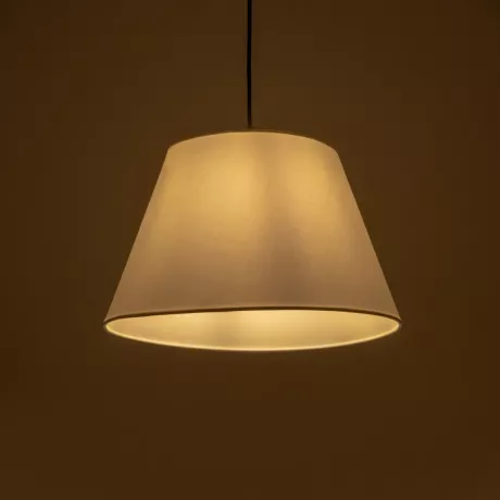 GLOBOSTAR® TRIANGLE  Μοντέρνο Κρεμαστό Φωτιστικό Οροφής με Ντουί 1 x E27 AC 220-240V IP20 - Λευκό - Μ35 x Π35 x Υ24cm