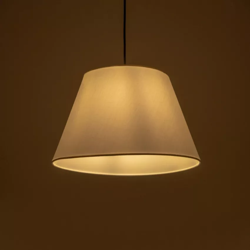 GLOBOSTAR® TRIANGLE  Μοντέρνο Κρεμαστό Φωτιστικό Οροφής με Ντουί 1 x E27 AC 220-240V IP20 - Λευκό - Μ35 x Π35 x Υ24cm