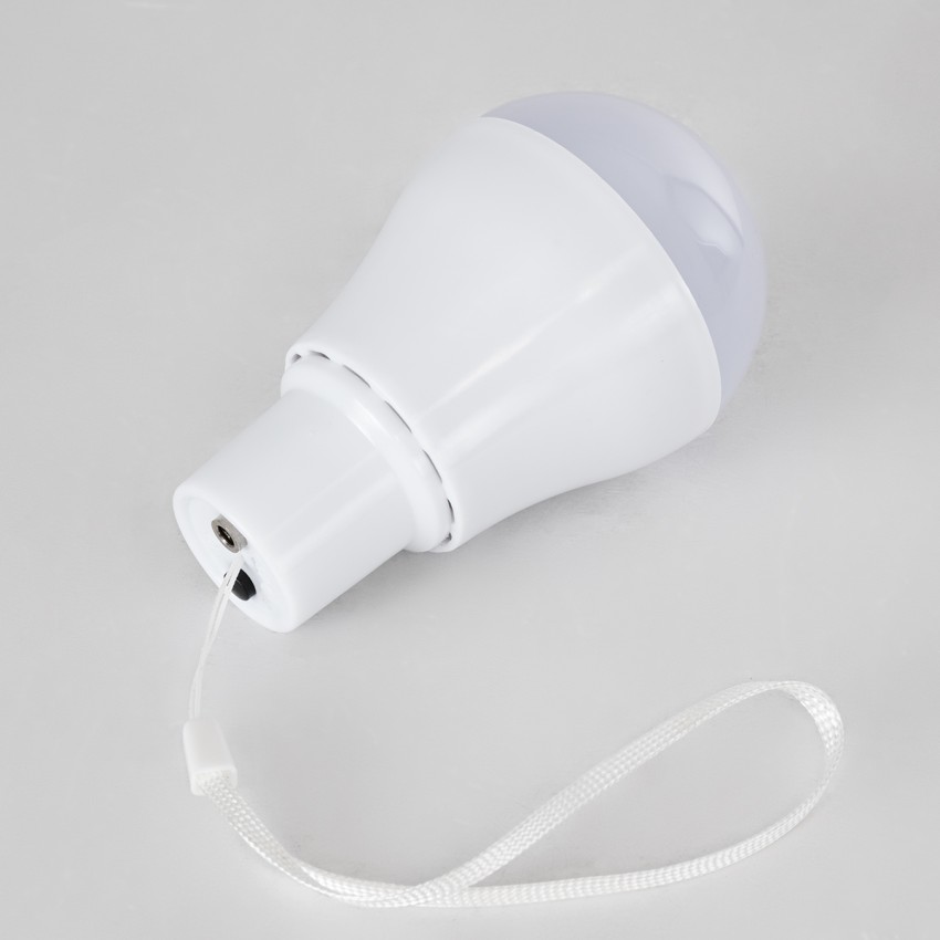 GLOBOSTAR® SOLARLAMP  Λάμπα A60 LED 3W 150lm 260° DC 5V με Φωτοβολταϊκό Panel 5V 0.2W & Επαναφορτιζόμενη Μπαταρία Li-ion 3.2V 600mAh IP20 Ψυχρό Λευκό 6000K - Μ6 x Π6 x Υ10cm