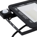 GLOBOSTAR® AURORA  Προβολέας με Ανιχνευτή PIR / Αισθητήρα Κίνησης LED 50W 6250lm 120° AC 220-240V Αδιάβροχο IP67 Ψυχρό Λευκό 6000K - Lumileds SMD Chip  - Μαύρο Ματ - Μ21 x Π5 x Υ21cm