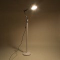 GLOBOSTAR® AUDREY  Vintage Επιδαπέδιο Φωτιστικό με Ντουί 1 x E27 AC 220-240V IP20 - Λευκό - Μ15 x Π15 x Υ190cm