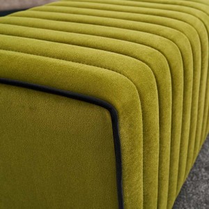 Σκαμπώ Mabel βελούδινο χρώμα πράσινο 80x40x40εκ.