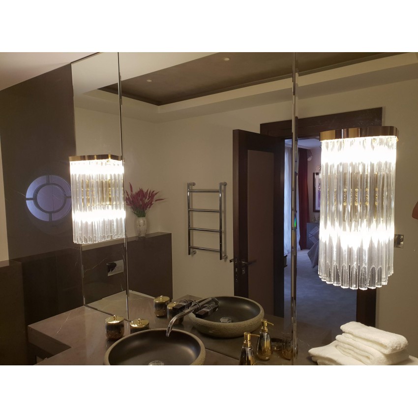 Επιχρυσωμένη Απλίκα Τοίχου με Δύο Φώτα από Μπρούτζο & Plexiglass 22cm x 60cm