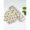 Σετ με κουδουνίστρα Dots από Βαμβακερή Μουσελίνα & πάνα αγκαλιάς σε διάσταση 65x65cm