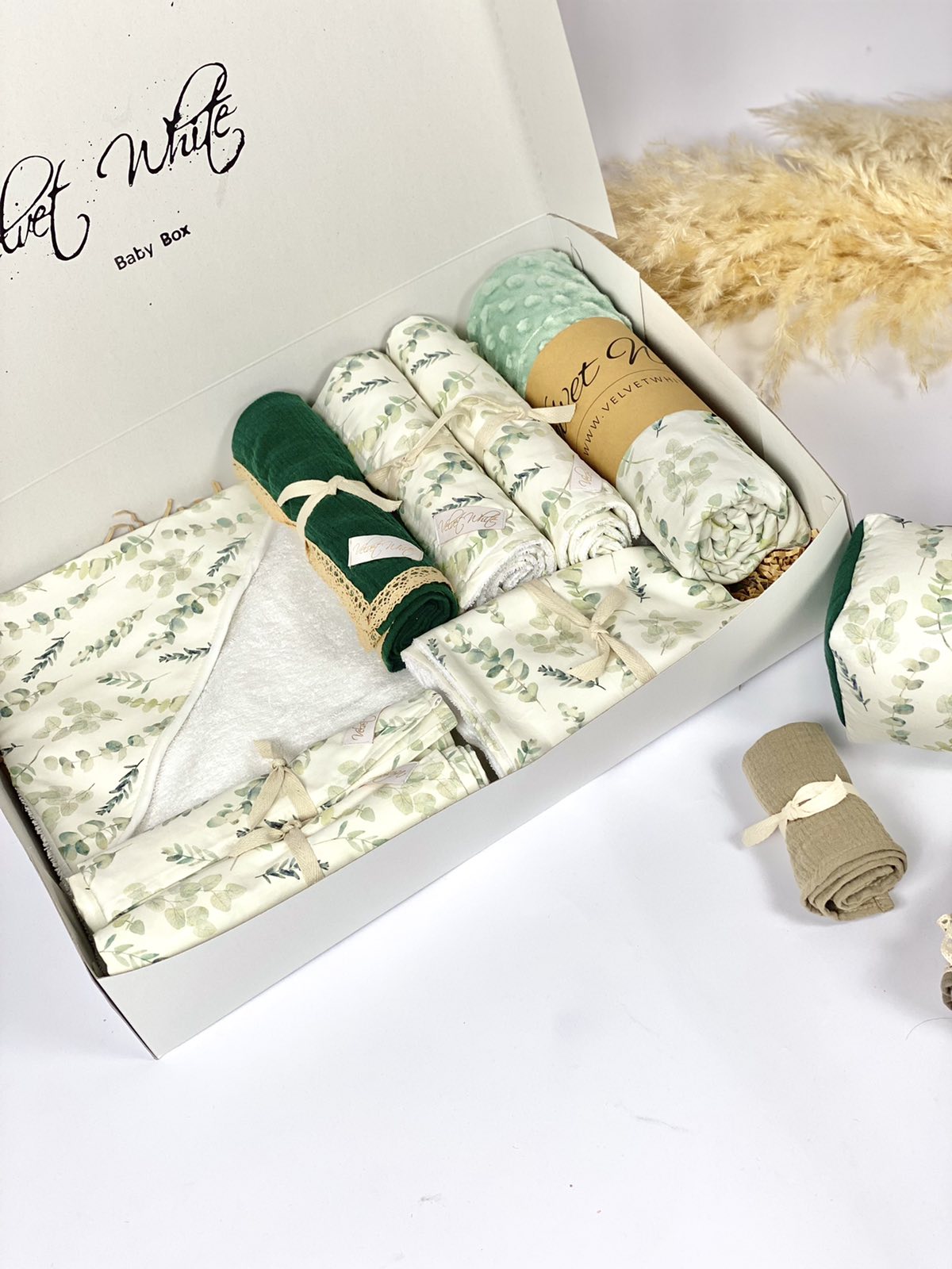 Eucalyptus Baby Box