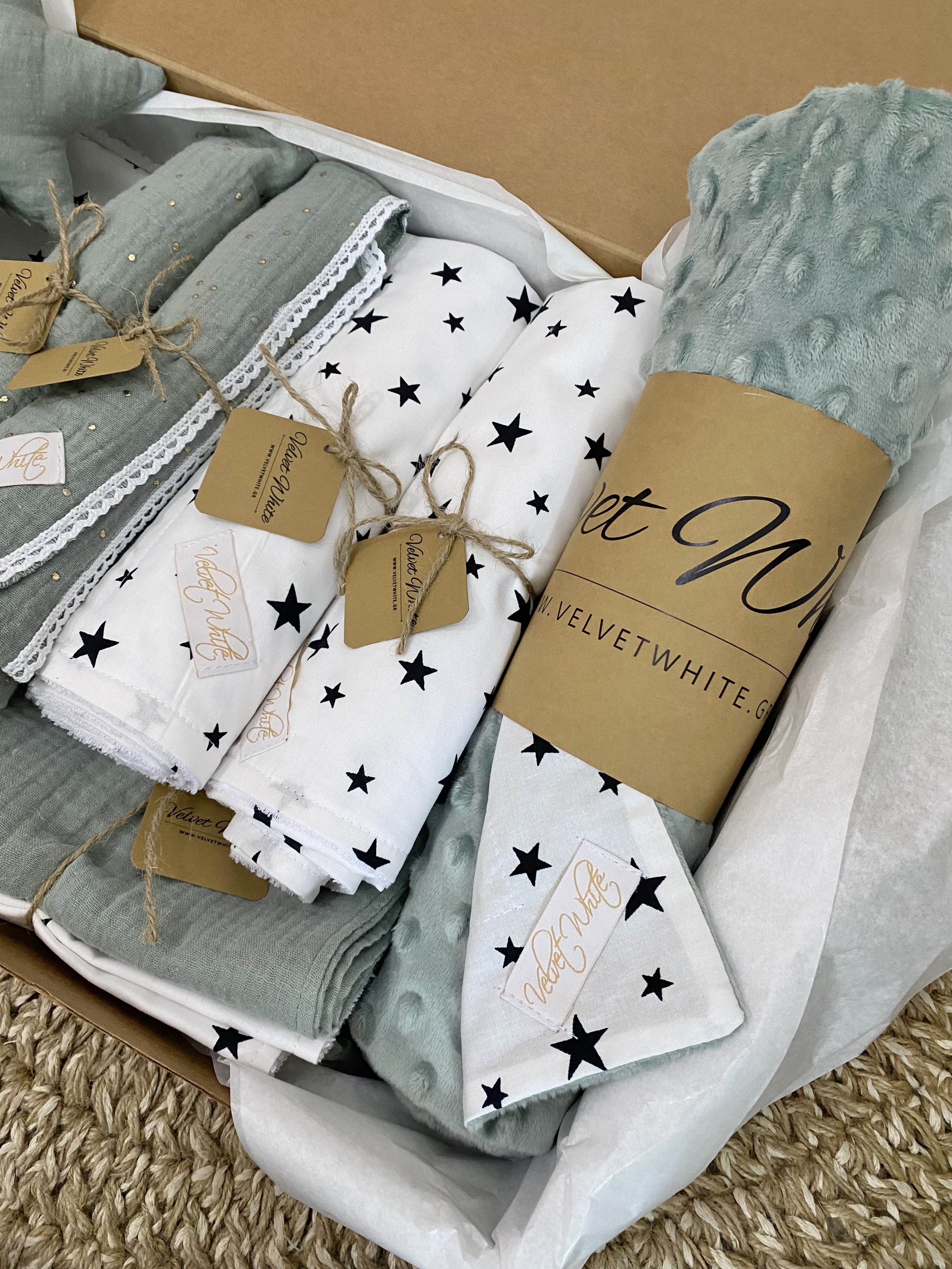 Mint And Stars Baby Box