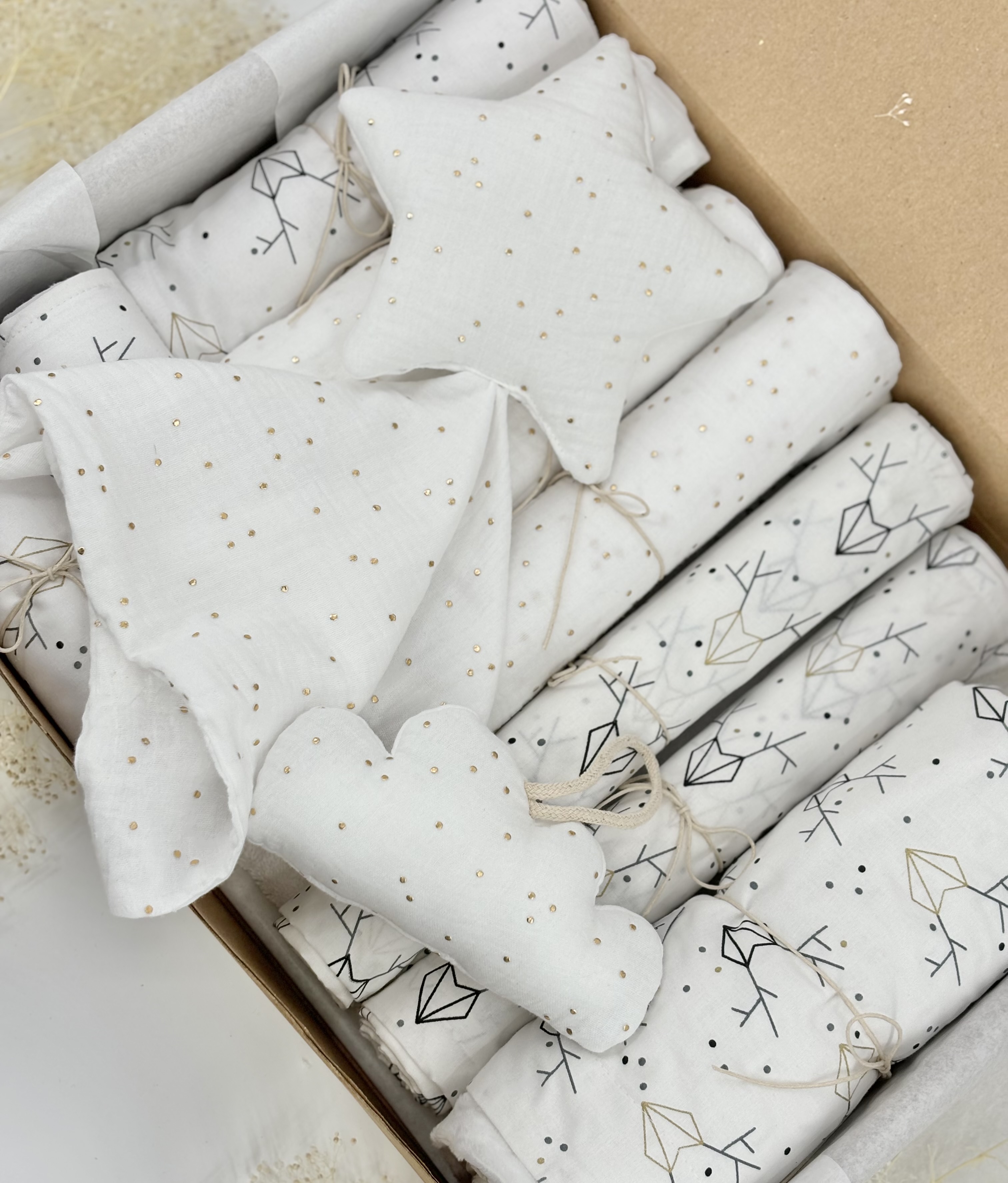 Minimal Baby Box